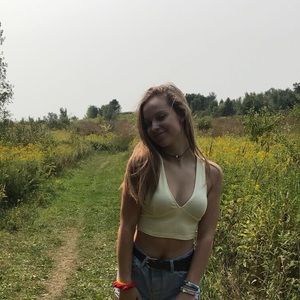 Meet your Posher, Emma